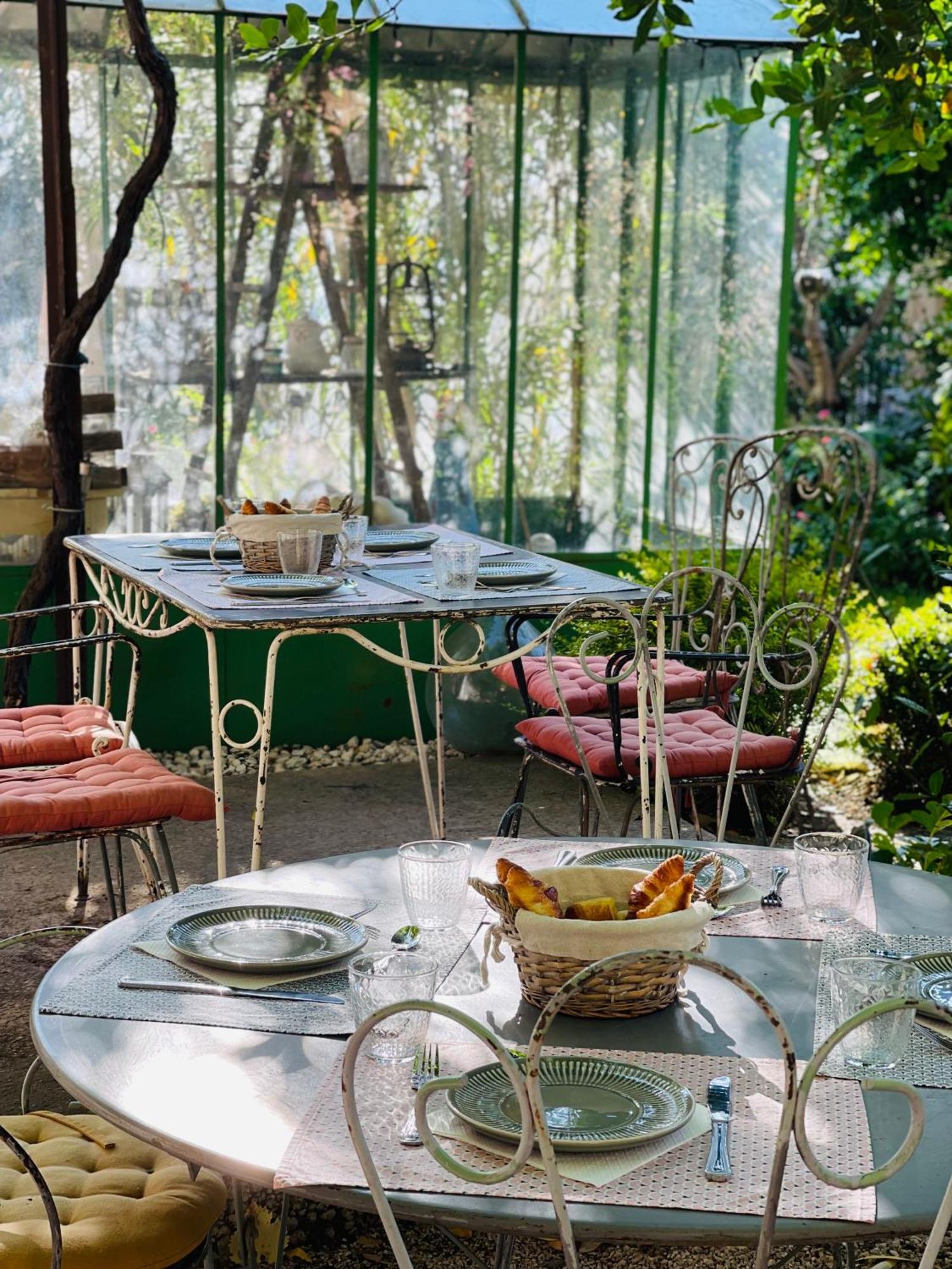 La Bastide Des Songes - Demeure D'Hotes Robion en Luberon Экстерьер фото